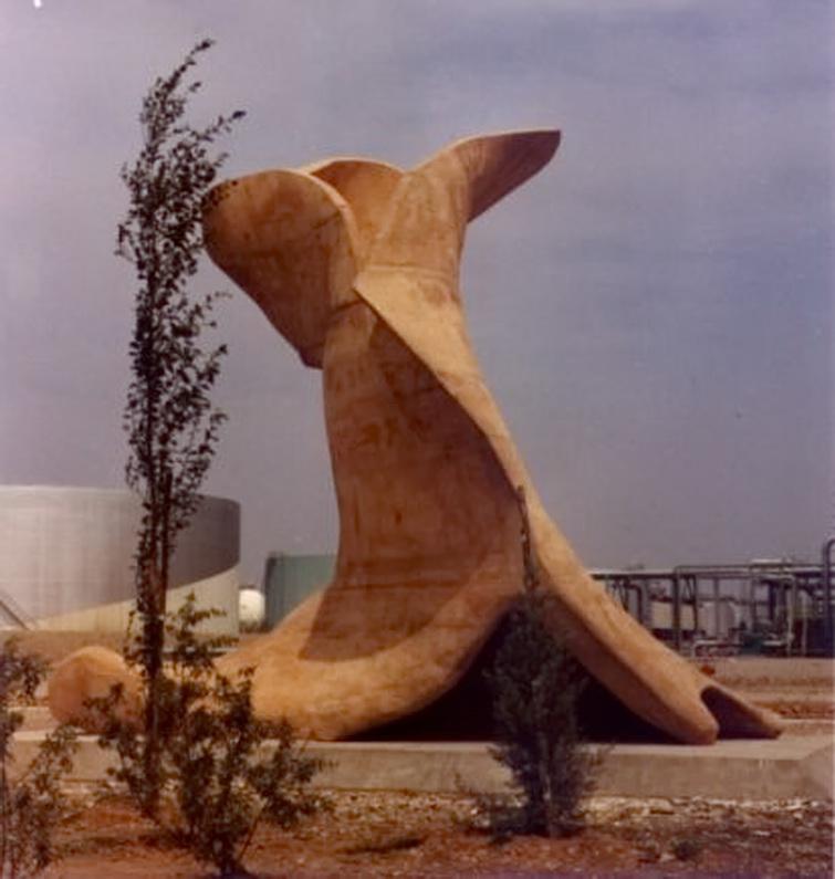 Essor 1973 - Concrete 20 ft.high - EXXON, Raffinery at Fos-sur-Mer 13